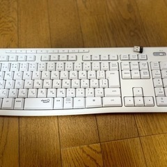 【美品】logicoolワイヤレスキーボードの画像