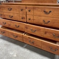 海外製　IKEA鏡付きキャビネットの画像