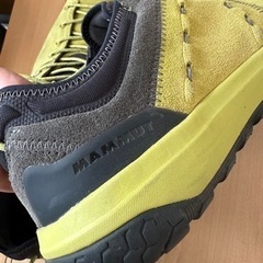 MAMMUT マムートトレッキングシューズの画像
