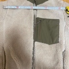 モコモコアウターの画像