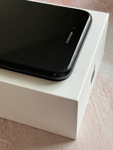iPhone SE2 128GB SIMフリー