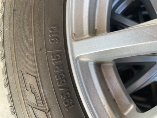 TOYOスタッドレス GARITG5 195/65R15 2014年製　ホイールJOKER
