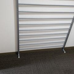 突っ張りラックの画像