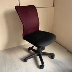 キャスター付きオフィスチェア