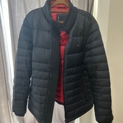 TOMMY HILFIGERのダウンの画像