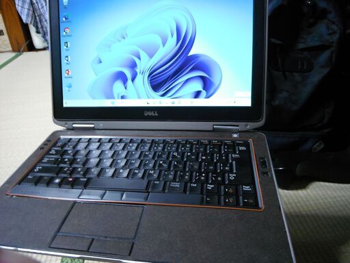 デルノートパソコン　E6320