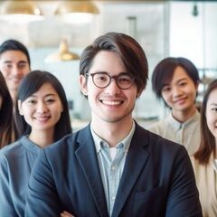月給25万〜65万！【ITコンサル企業の社⻑秘書として活躍！】