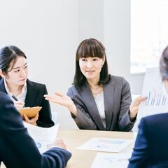 月給25万〜65万！【ITコンサル企業の社⻑秘書として活躍！】の画像