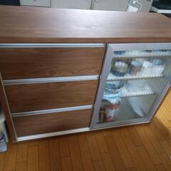 【取引中】食器棚（8月25日～28日お引き渡し可能な方）の画像