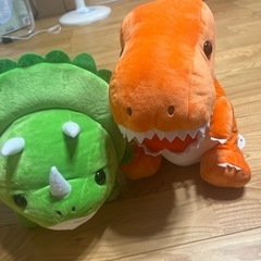 恐竜ぬいぐるみ