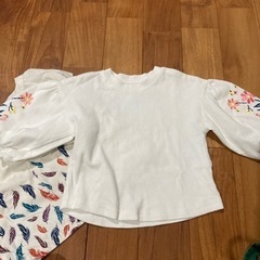 女の子服セットの画像