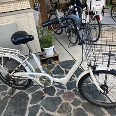 自転車　パテオ　22インチ　白