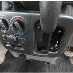 ■028★日産　NV100クリッパーバン　DX（平成27年）★５ＡＧＳ車★リモコンキー★レベライザー★ラジオオーディオ★ＭＴモード付★ＡＢＳ★集中ロック★マニュアルエアコン★の画像