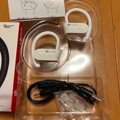 ワイヤレスイヤホン　Bluetooth ホワイトの画像