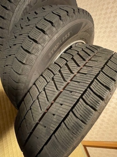 スタッドレスタイヤ 155/65/R14 VRX3 室内保管