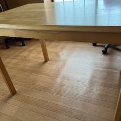 食卓テーブル長さ120あります