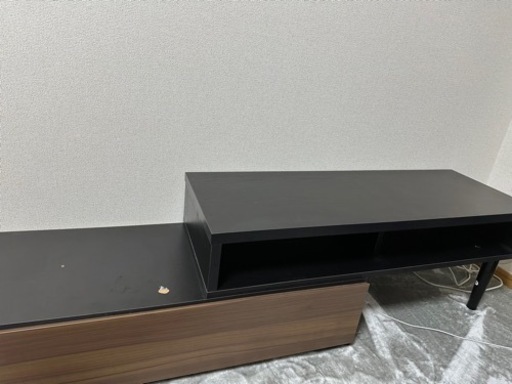 角度を自由におけるテレビ台