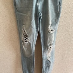 Guess ゲス　ダメージオーバーオール　サロペットの画像
