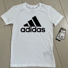新品未使用 adidas Tシャツ 130