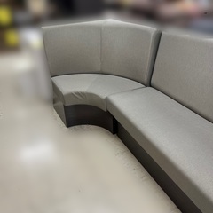 J2600 スナック バー クラブ ラウンジソファ ハイバックソファ スナックソファ 業務用ソファ クラブソファ 5人掛けソファ クリーニング済みの画像