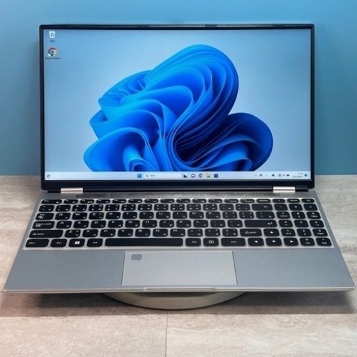 【お取引完了】2022年発売モデル 15.6インチ FHD 薄型金属筐体 11世代CPU このCeleronなら戦える!! メモリ16