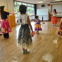 簡単ハワイアンレイ作り＆フラダンスの画像