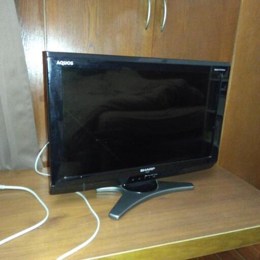 SHARP　20V型　液晶カラーテレビ