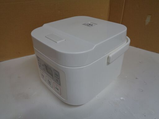 正常作動品　炊飯器　ニトリ マイコン炊飯ジャー 3合炊き (ティニー3 SN-A5) 　ホワイト
