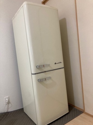 2020年製　始動確認済み　レトロ冷蔵庫　グランドライン