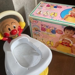 アンパンマンおまるの画像