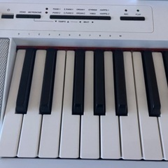 YAMAHA ピアノ　電子ピアノ　キーボードの画像