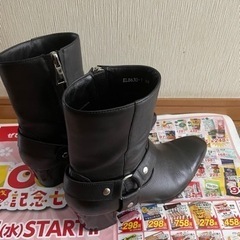 黒レザーヒールブーツ　エンデヴァイスの画像