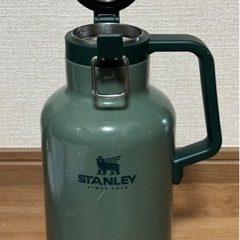 STANLEY クラシック真空グロウラー 1.9L グリーンの画像