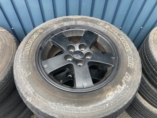 デリカ D5 純正ホイール  A/Tタイヤ 215 70 16
