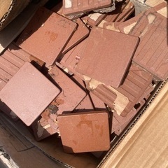 タイル　大量　差し上げますの画像