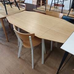【愛品倶楽部柏店】　ＩＫＥＡ　ＰＳ２０１２ドロップリーフテーブル＆ノ―ルドミ―ラ　チェア２脚セット　