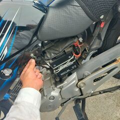 YAMAHA  YBR125用　サイドカバー・グロメット（穴ゴム：流用品）  2個セットの画像