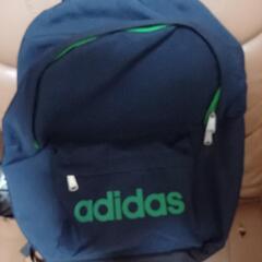 adidasリュック