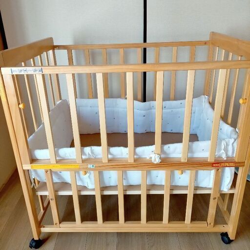 【取引中】ベビーベッド＆ベッドガードのセット  ミニサイズ 新生児 高田馬場 新宿