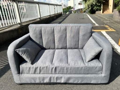 SALE!￥6600(税込) ソファ　ベッド　グレー(二人用)
