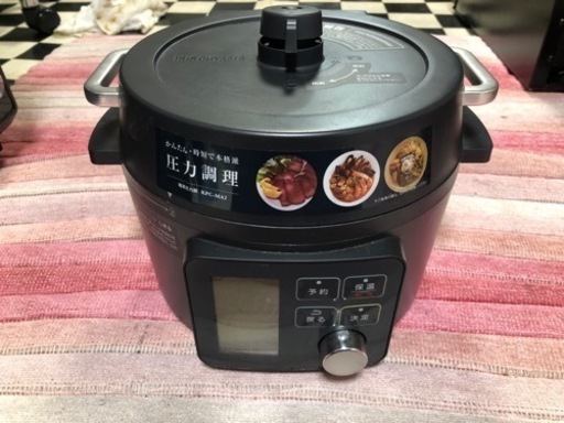 【リサイクルサービス八光】2020年製　アイリスオーヤマ　電気圧力鍋 2.2L ブラック KPC-MA2-B