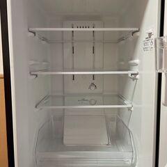 美品　TOSHIBA　東芝　冷蔵庫　GR-P15BS(K)　2019年制　ブラック　 右開きタイプ /2ドア /153Lの画像