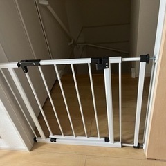 ベビーゲート