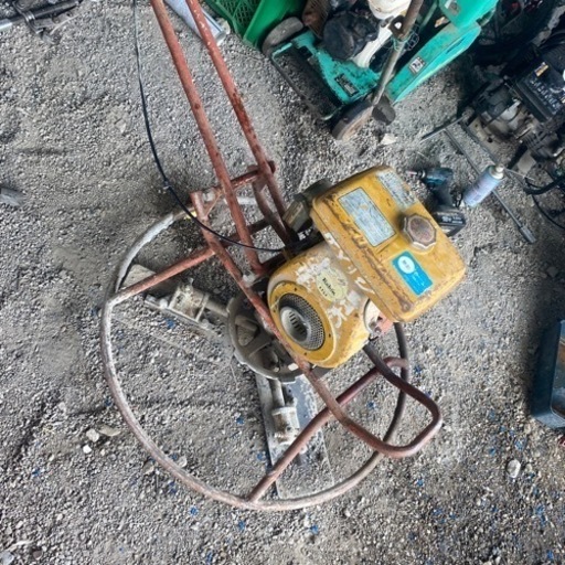 菊池機工　パワートロウェル トローウェルすぐ使えます　生コン　土間　コテ