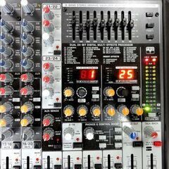 ジャンク扱い BEHRINGER アナログミキサー SX2442FX ベリンガー 機材 音楽機器 札幌市 中央区 南12条の画像