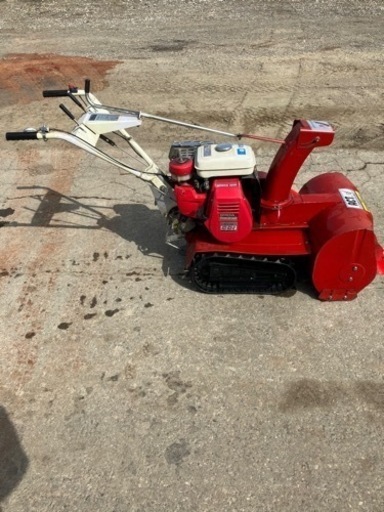 お話し中　除雪機スノースイーパー