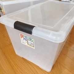 決まりました⭐︎押入れ用収納ケース　衣装ケース（キャスター付）