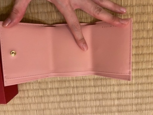 美品　BONAVENTURA スモールウォレット シュリンクレザー　サクラピンク