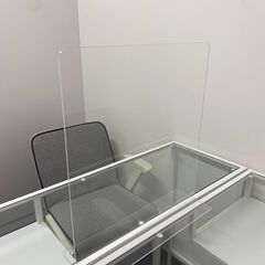 アクリルパーティション　小　脚付き　4セット