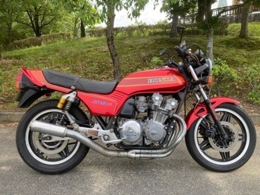 バイク CB750F